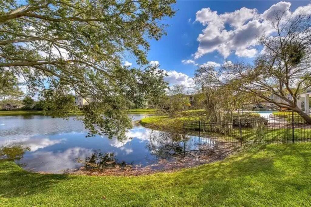 Lakeview Condo In Gated Community Tampa Exterior photo